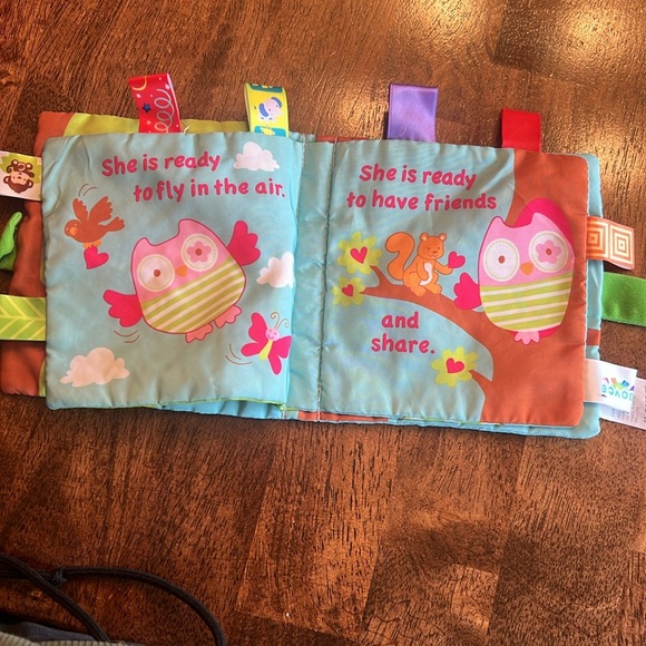 Baby girl lovey items - Picture 7 of 9